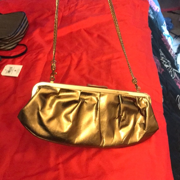 Giani Bernini Gold Clutch - Picture 1 of 7